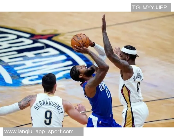 费尔斯表现低迷7号秀11投仅3中三分球全失手失误与犯规双双达到4次